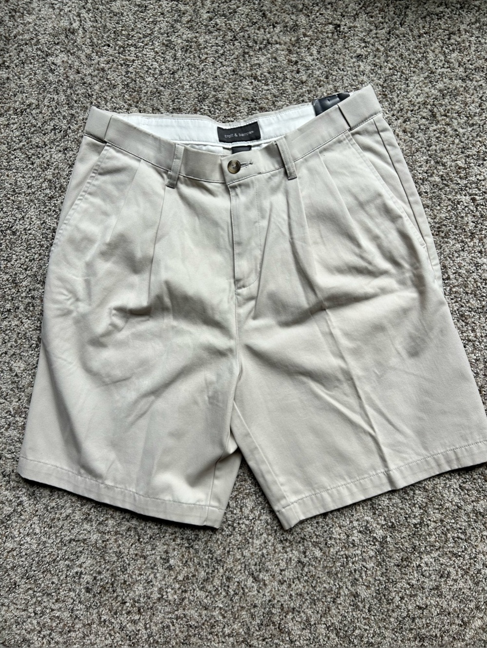 croft & barrow Light Khaki Pleated Front Flex Waist Mens Shorts Size 32